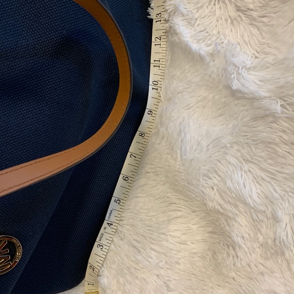 MICHAEL KORS TOE BAG - Picture 8 of 11